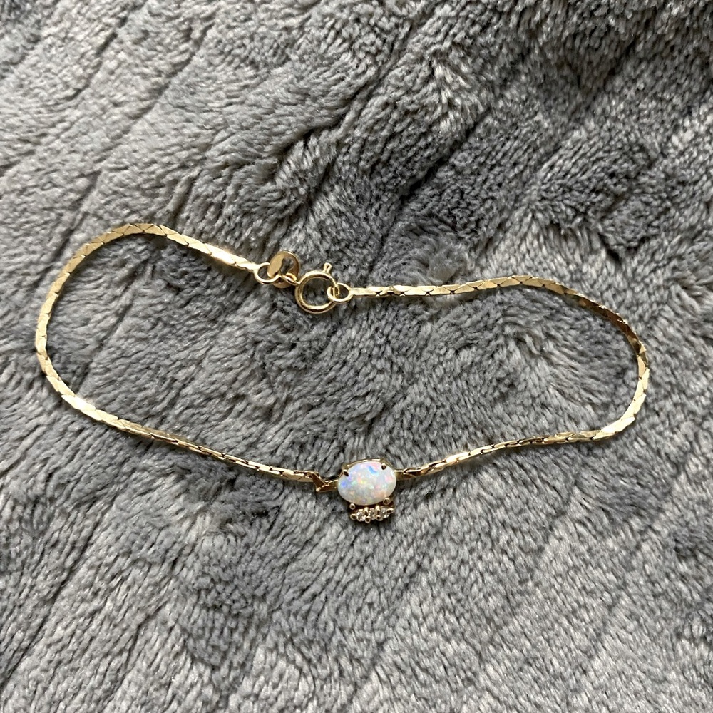 Solid 14k Yellow Gold Opal Diamond Bracelet